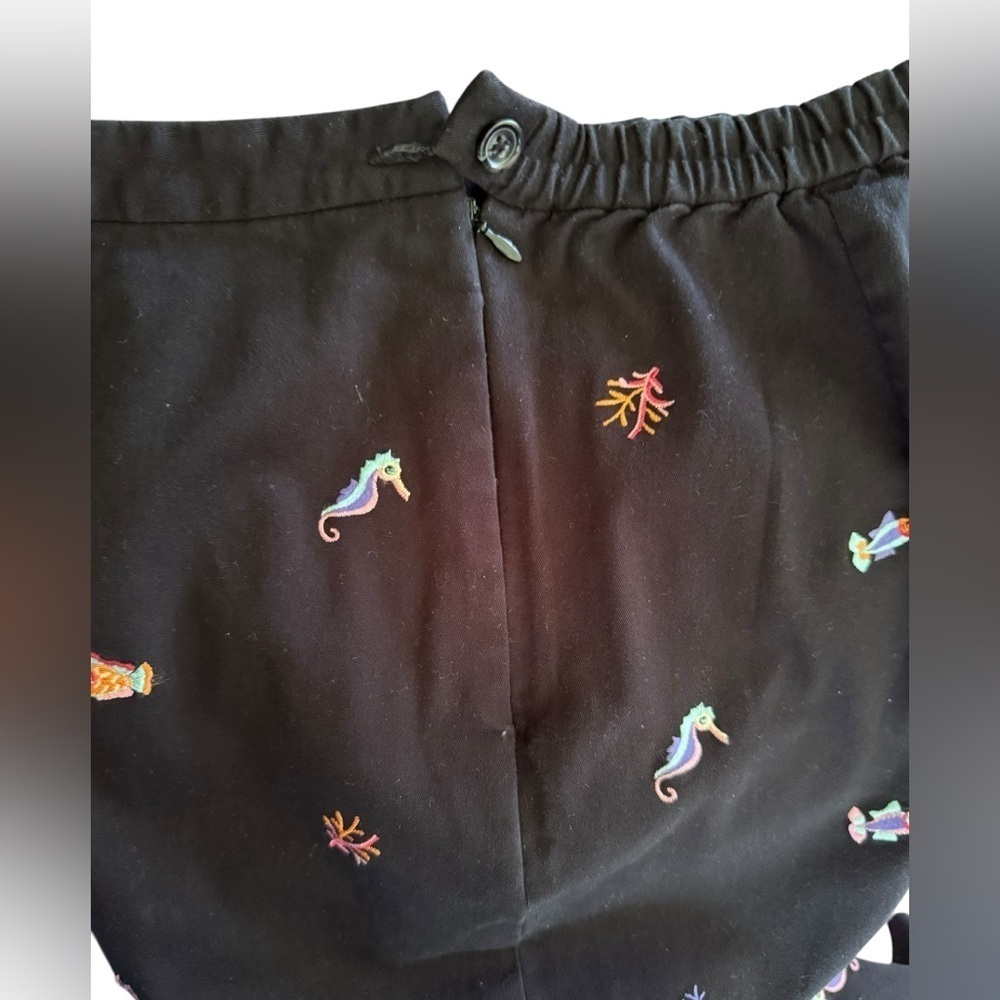 Cold water Creek crop Black capris with Colorful Sea Creatures Size 12 - Picture 10 of 13